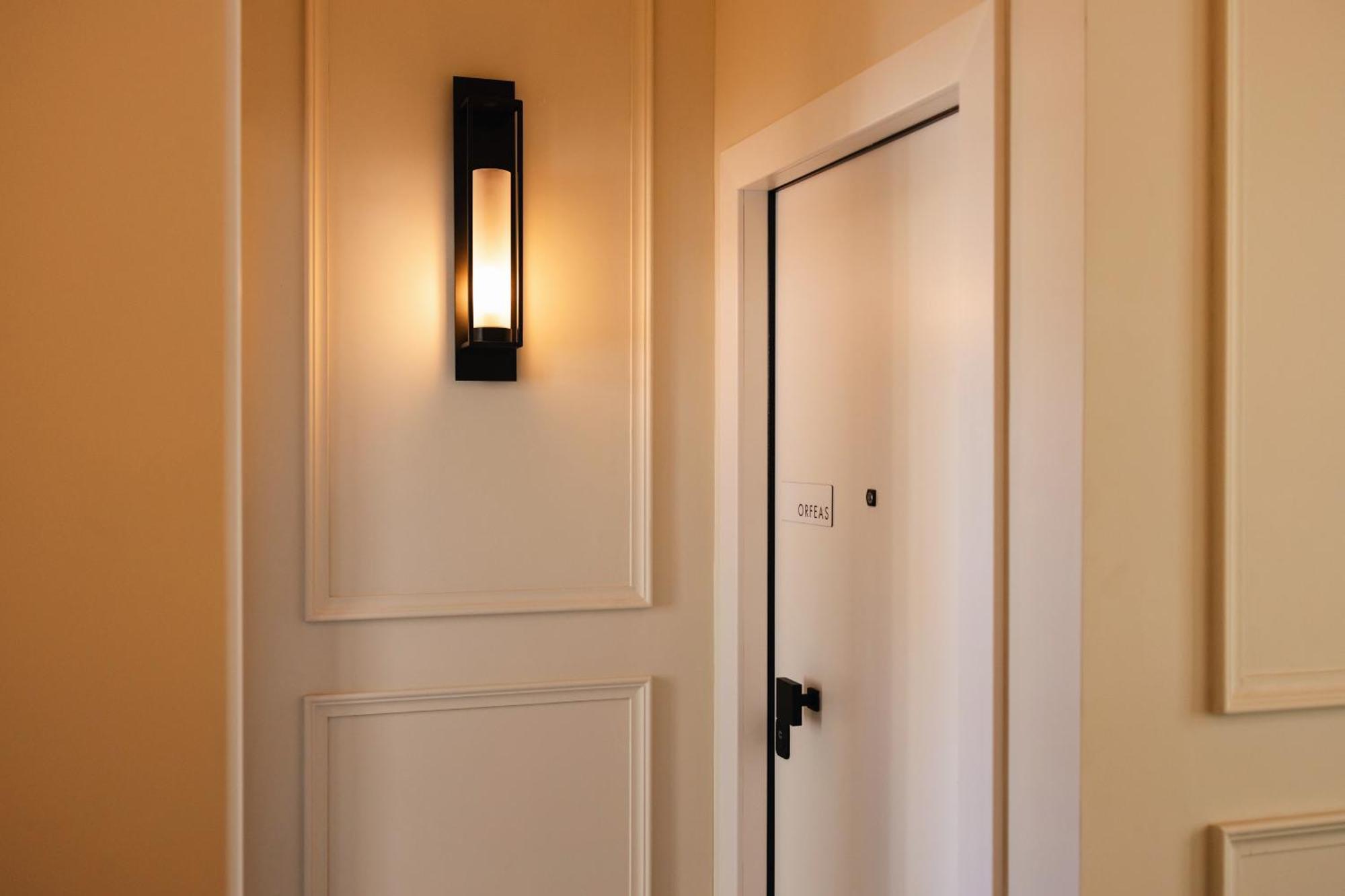 Airy Central Suites Афины Экстерьер фото